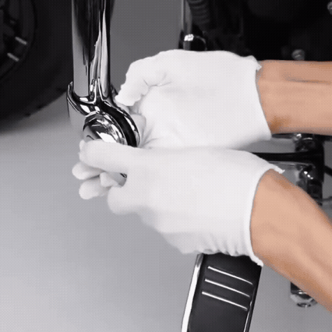 Motorcycle Adjustable 1.25" Highway Footpegs Kit