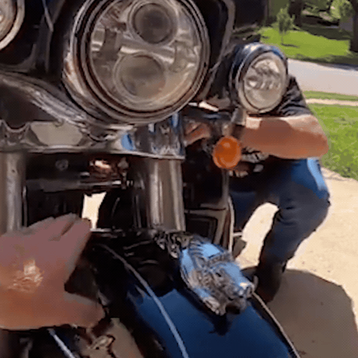 Motorcycle Bolt-on Lower Triple Tree Wind Deflector